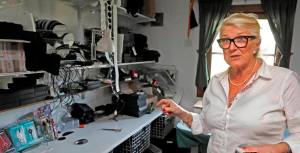 AnnikaWinell packar 11X spegelzoom